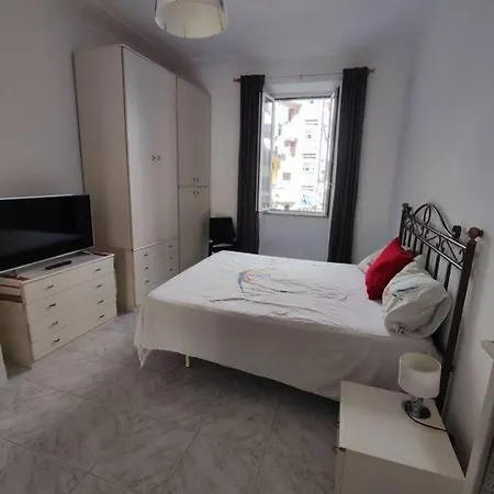 Interno 14 - Re Di Apartamento *